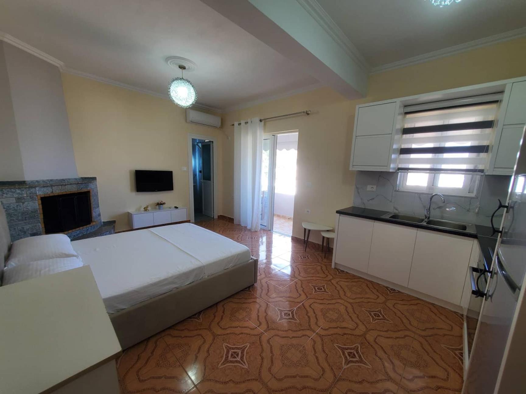 Guest House Sandri Saranda Extérieur photo